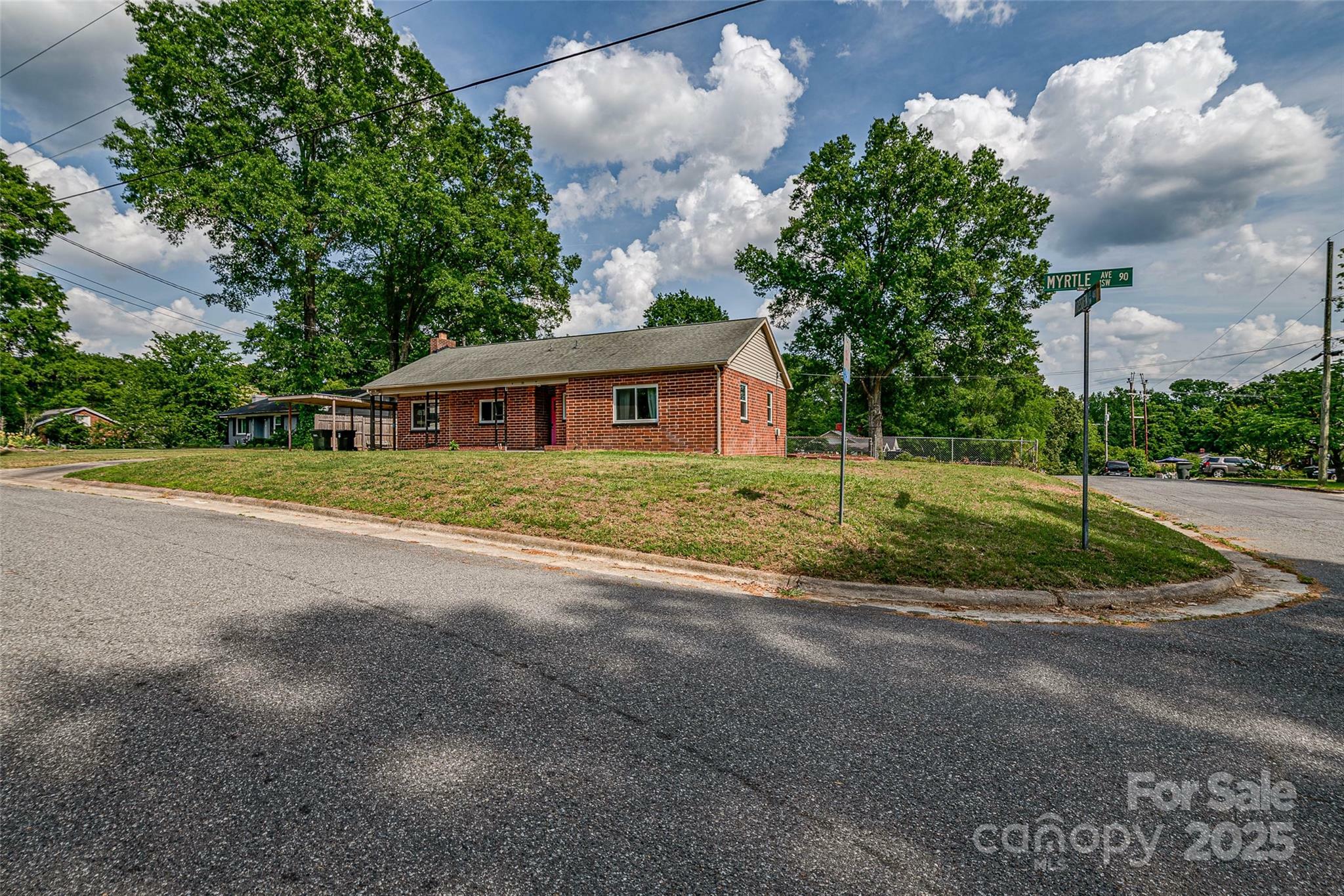 Property Photo: 85 SW Myrtle Avenue SW NC 28025