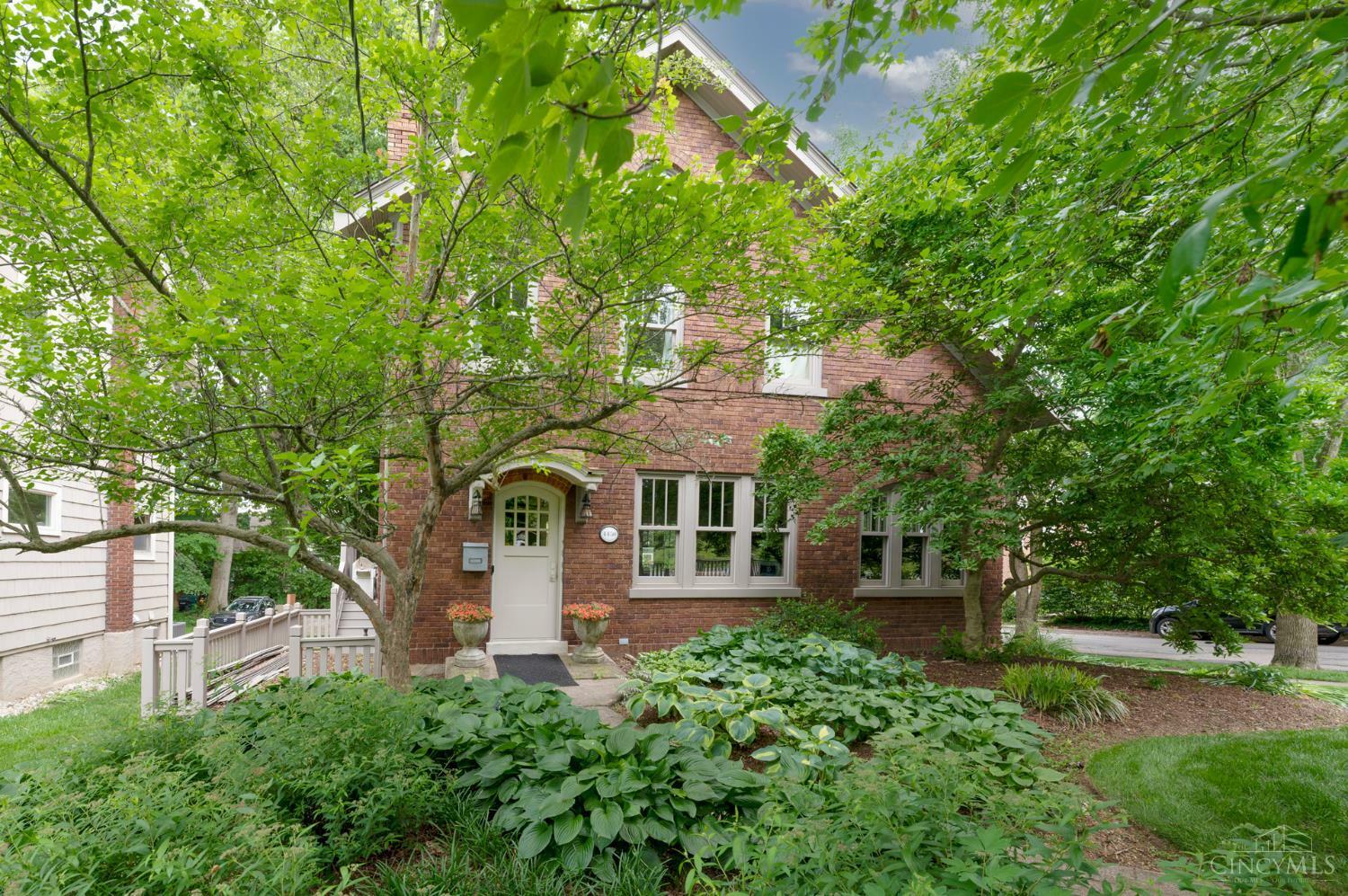 Property Photo:  4450 Erie Avenue  OH 45227 