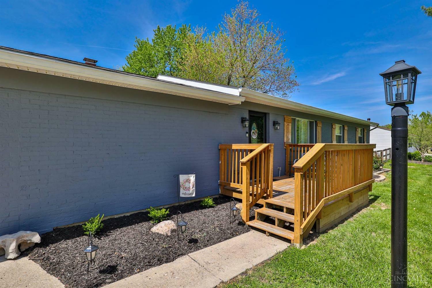 Property Photo: 1824 Lois Lane OH 45122