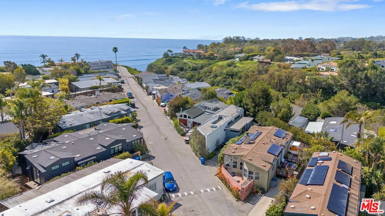 Property Photo: 261 Paradise Cove Rd CA 90265