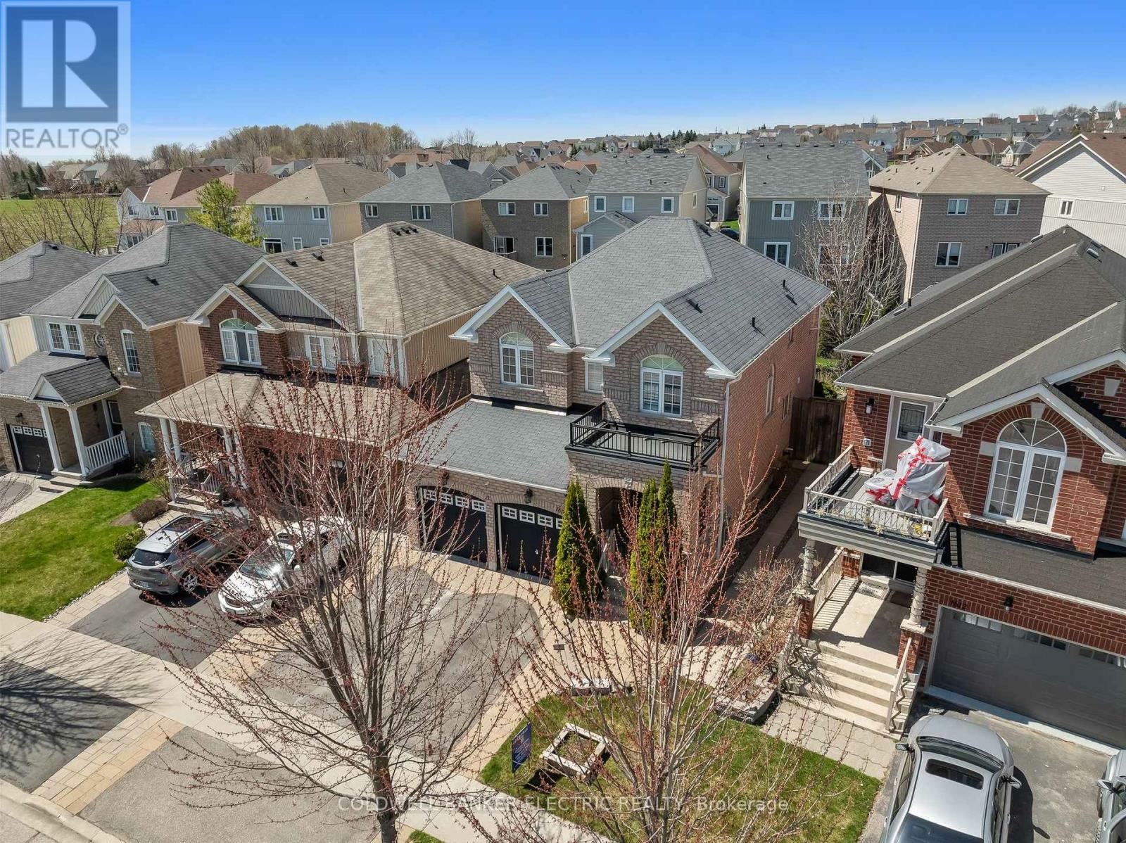 Property Photo: 1616 Glenbourne Drive ON L1K 0G2