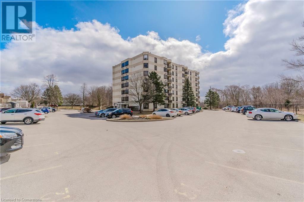 Property Photo: 688 Preston Parkway 301 ON N3H 5K6