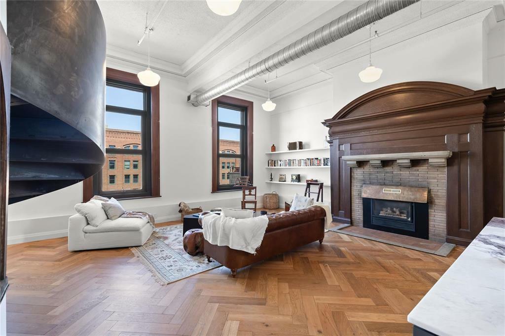 Photo de la propriété: 283 Bannatyne Avenue MB R3B 3B2
