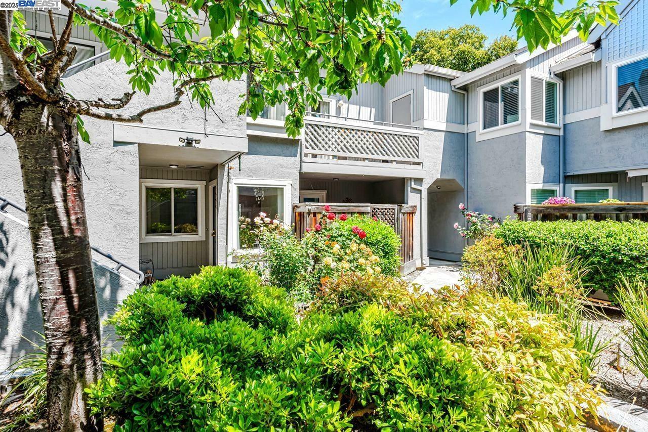 Property Photo: 4653 Rothbury Common 49 CA 94536