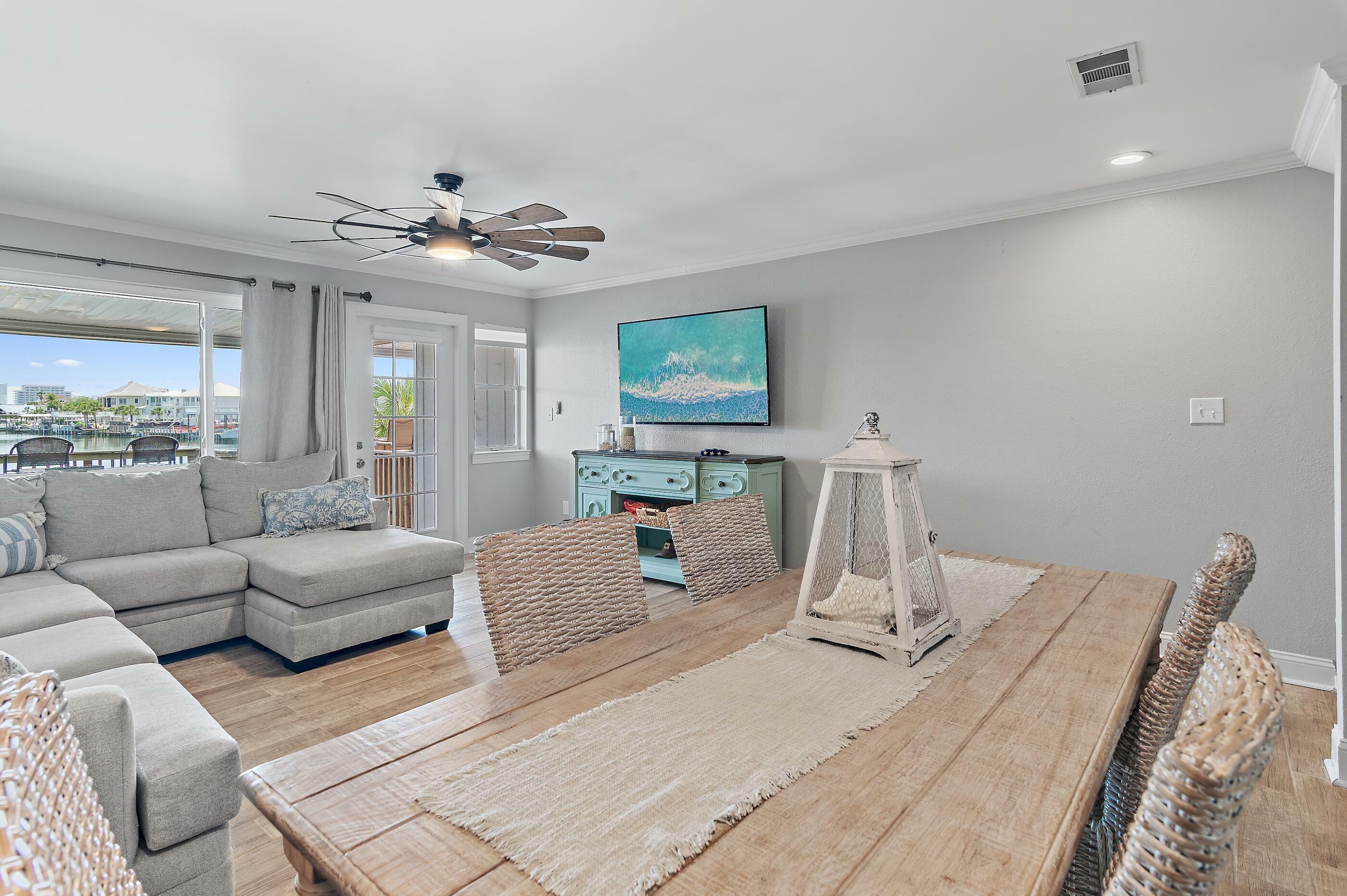Property Photo: 169 Durango Road FL 32541