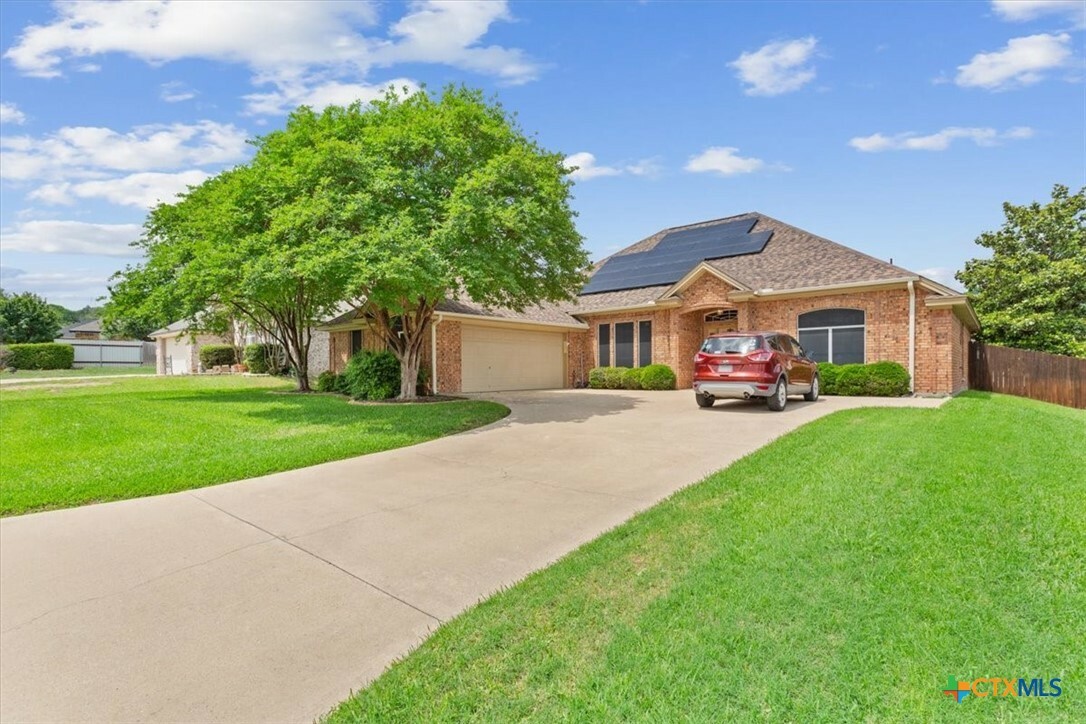 Property Photo: 610 Pomegranate Circle TX 76548