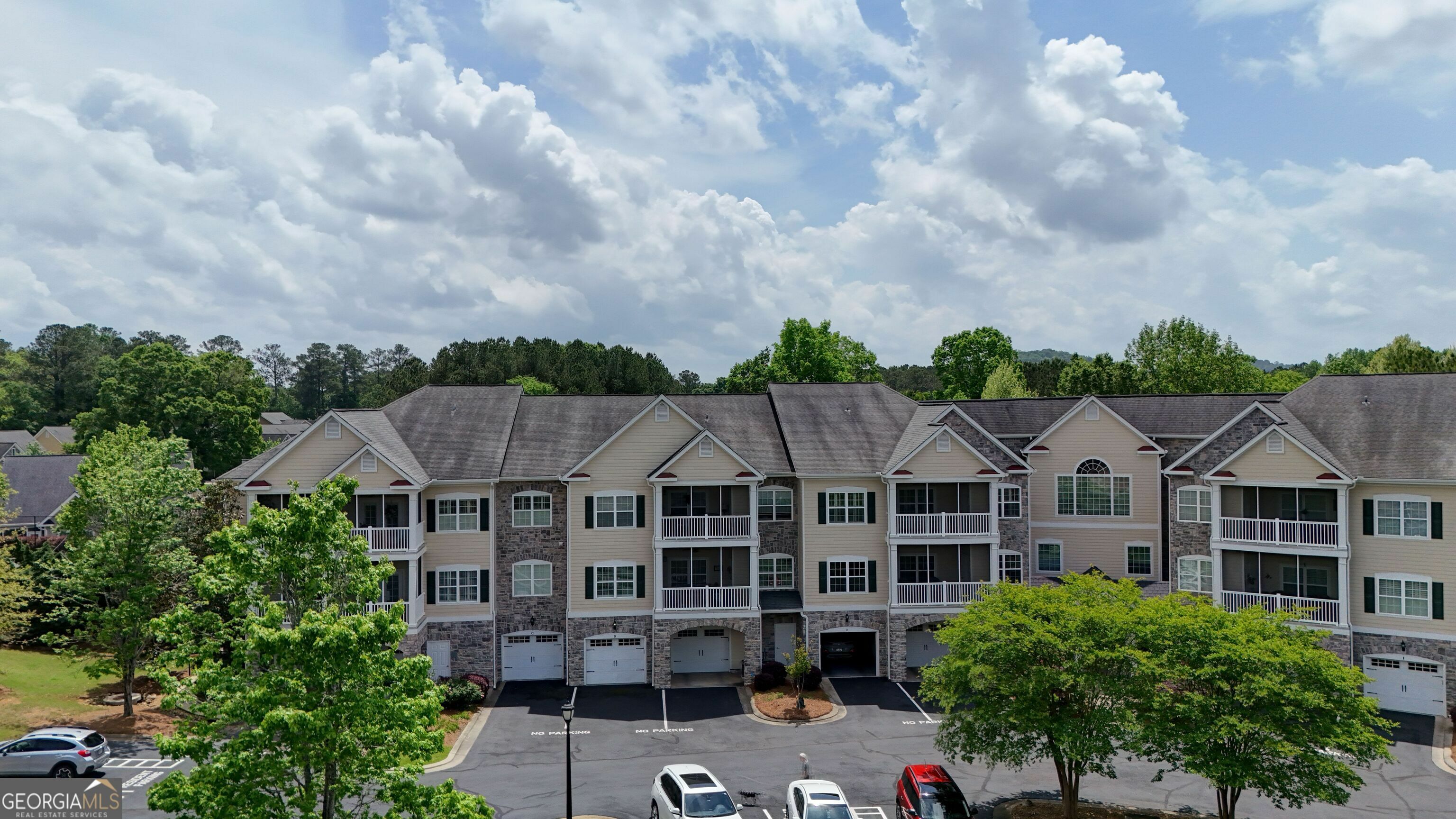 Property Photo: 3204 Village Boulevard SE GA 30161