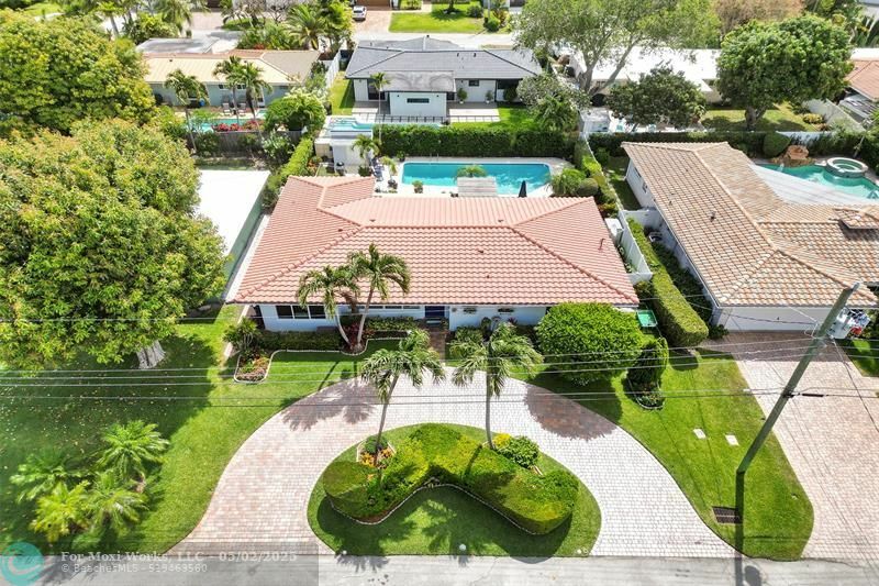 2130 NE 16th Ave  Wilton Manors FL 33305 photo