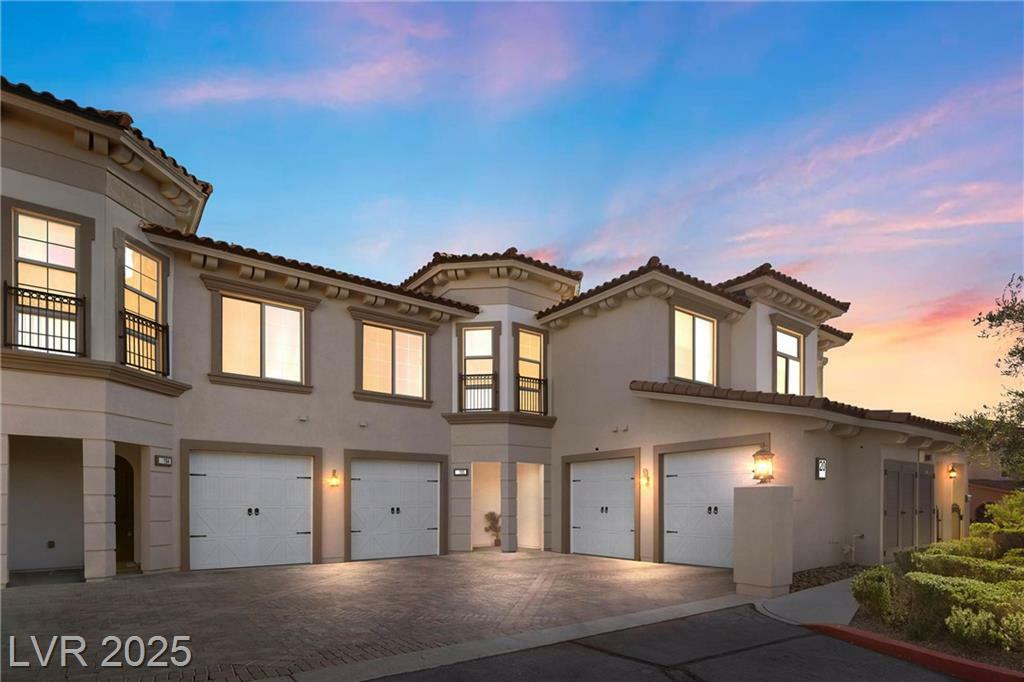 Property Photo: 20 Via Visione 105 NV 89011