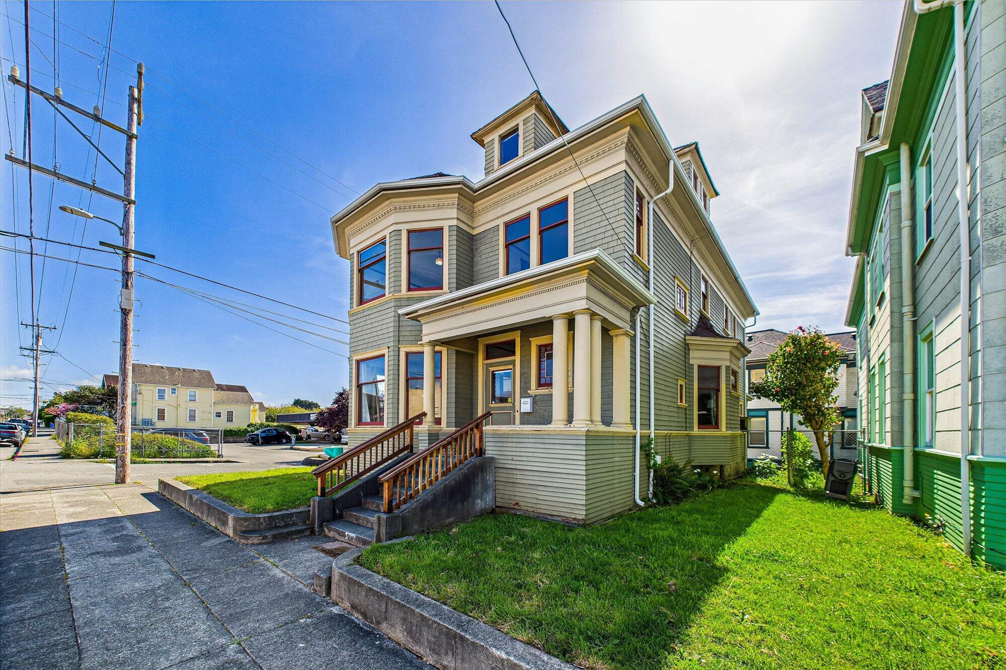 Property Photo: 740 E Street CA 95501