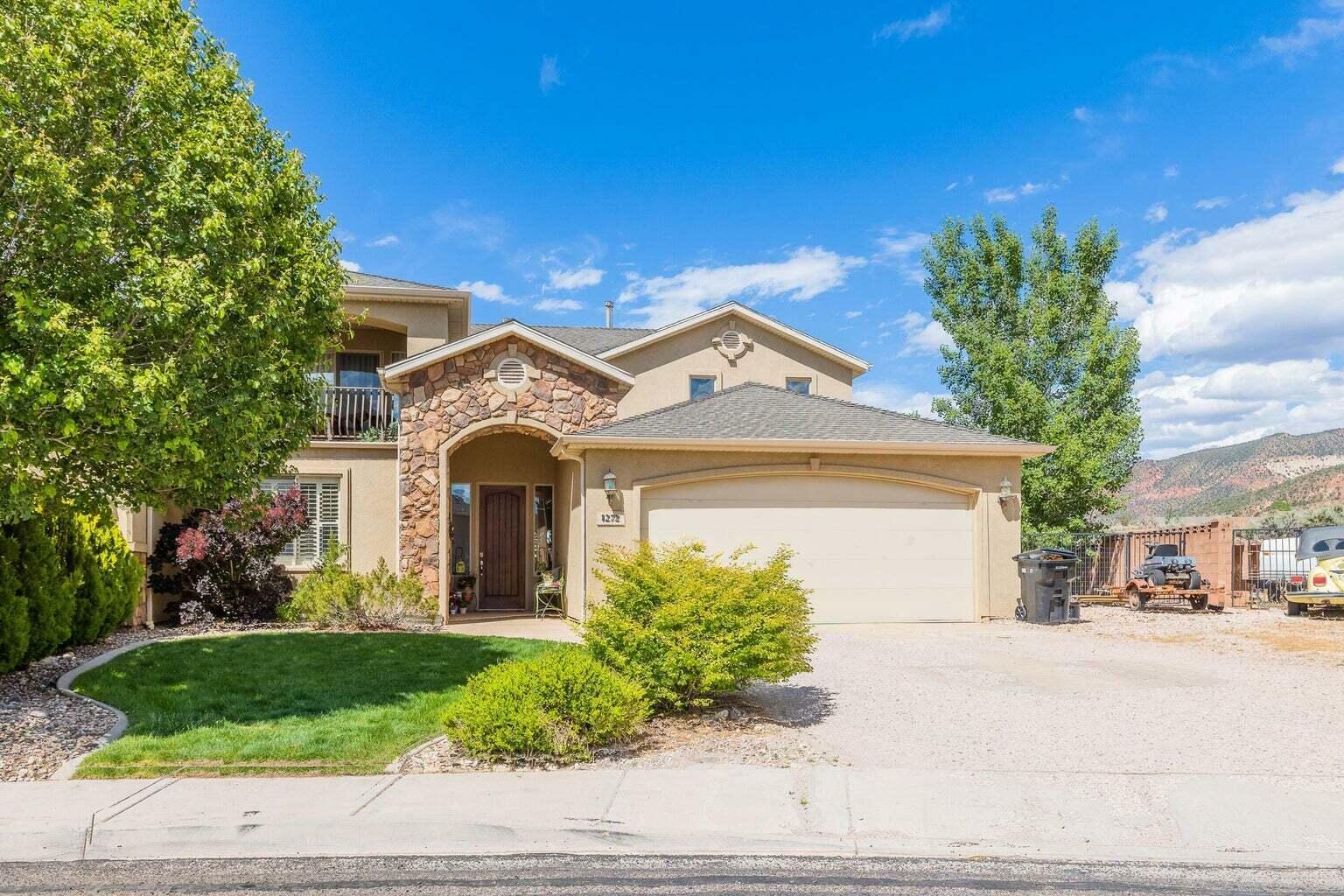 Property Photo: 1272 W 1525 S UT 84720