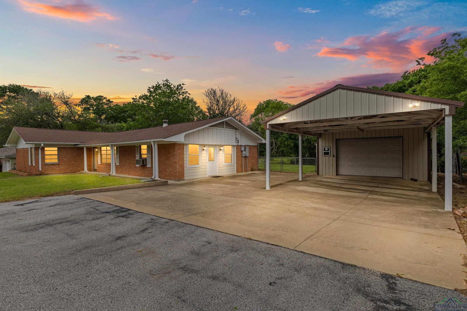 Property Photo: 10870 S Main St TX 75684-9999