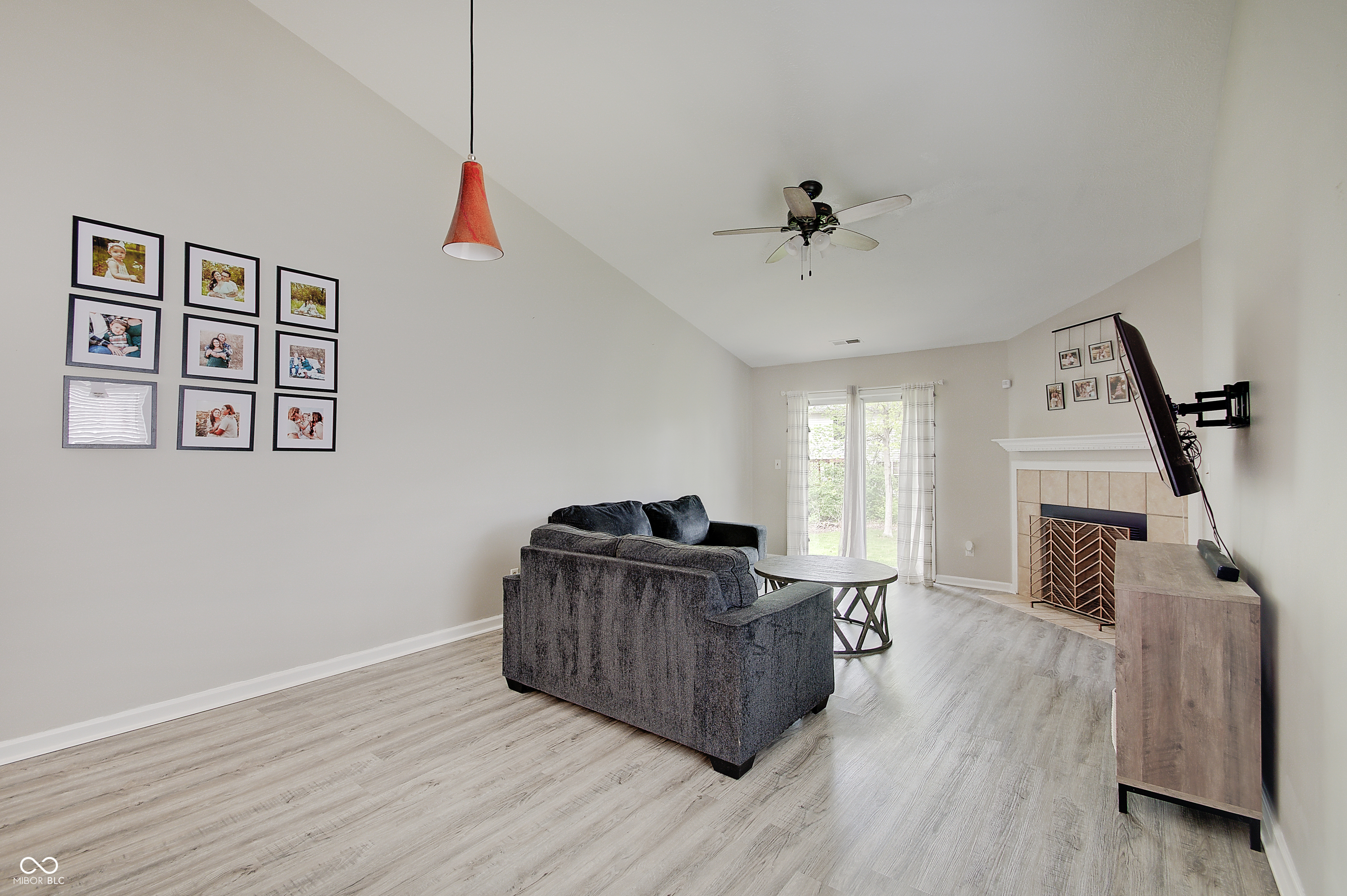 Property Photo: 5541 Fair Ridge Place IN 46221