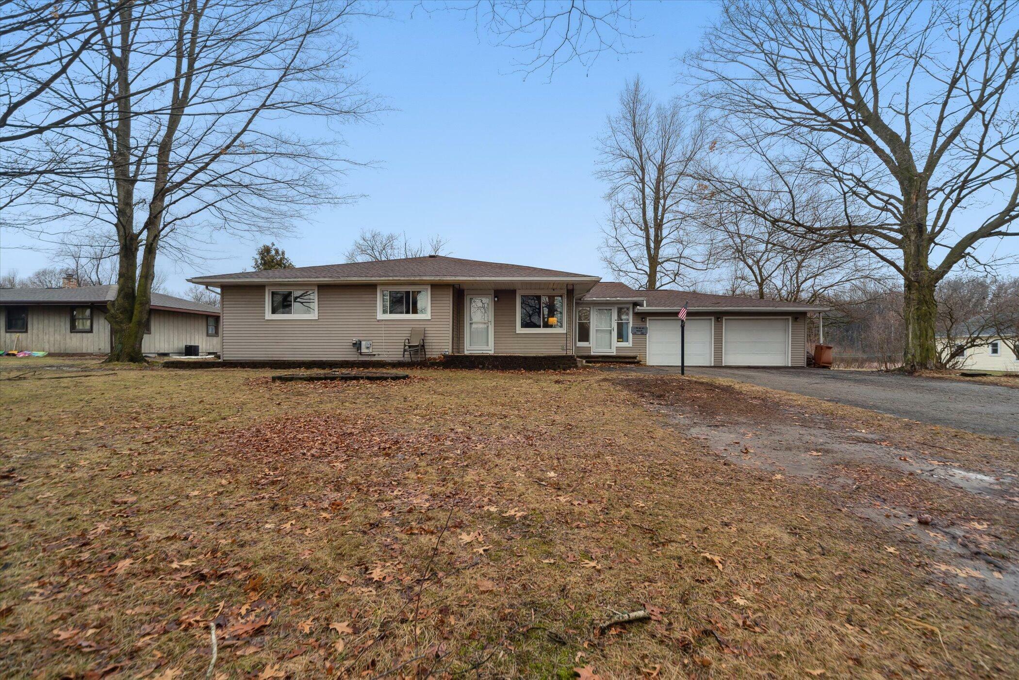 Property Photo: 16529 Division Drive MI 49068