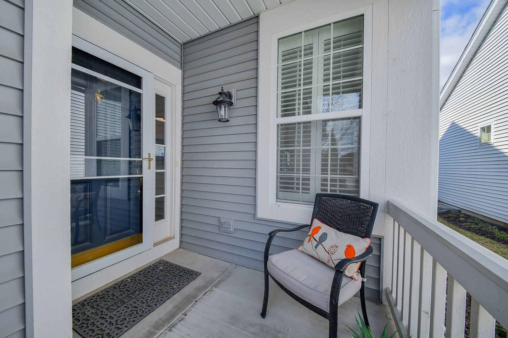 Property Photo: 1834 Highbury Lane IL 60502