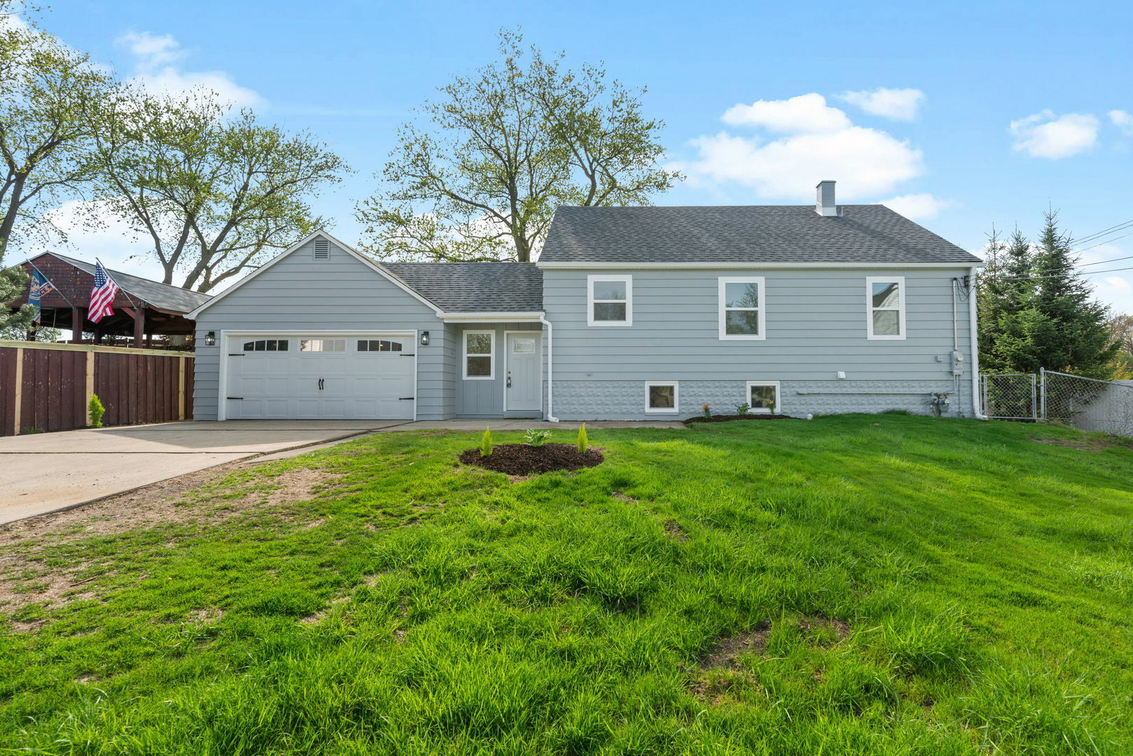 Property Photo: 9048 Oneill Drive IL 60527