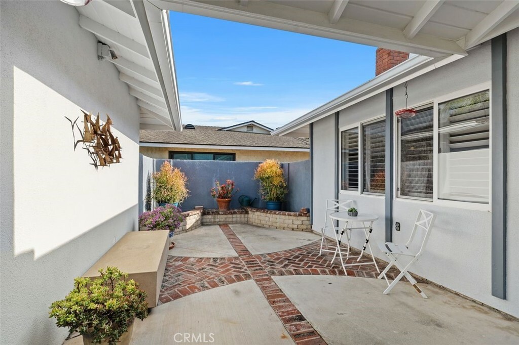 Property Photo: 18401 Goodwin Lane CA 92646