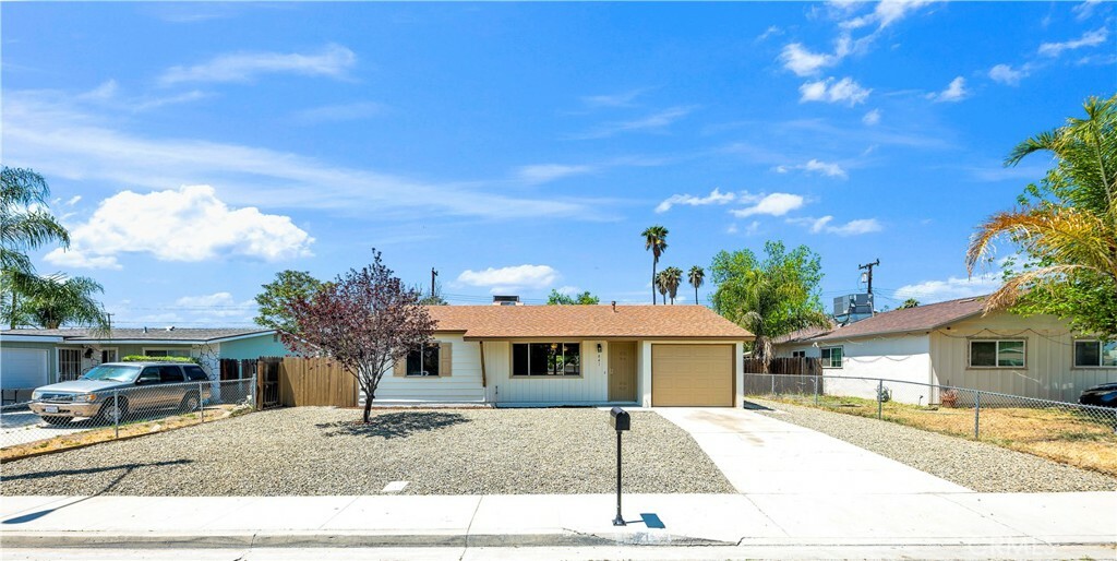 Property Photo: 841 S Harvard Street CA 92543