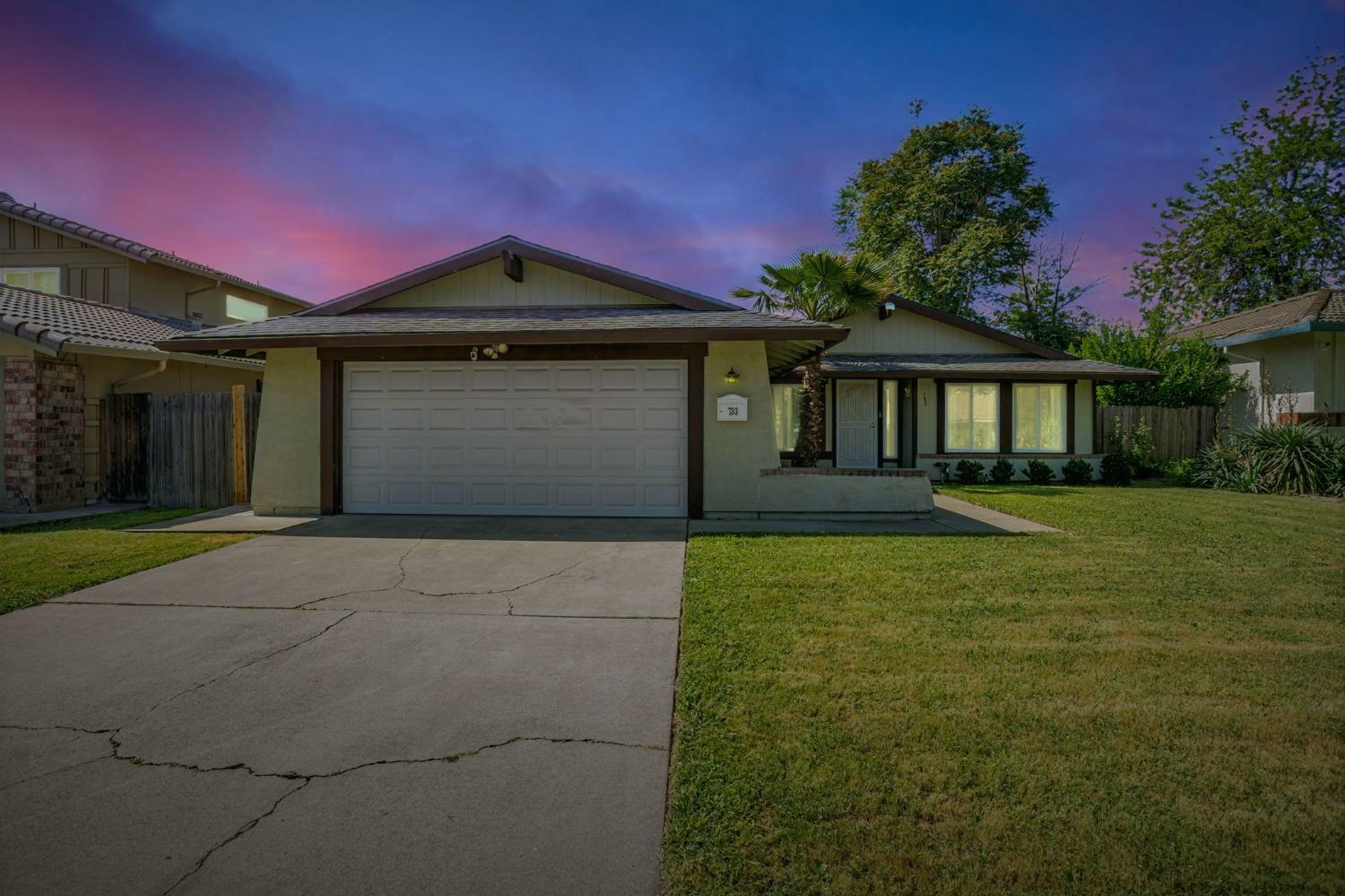 Property Photo: 780 Regatta Drive CA 95833