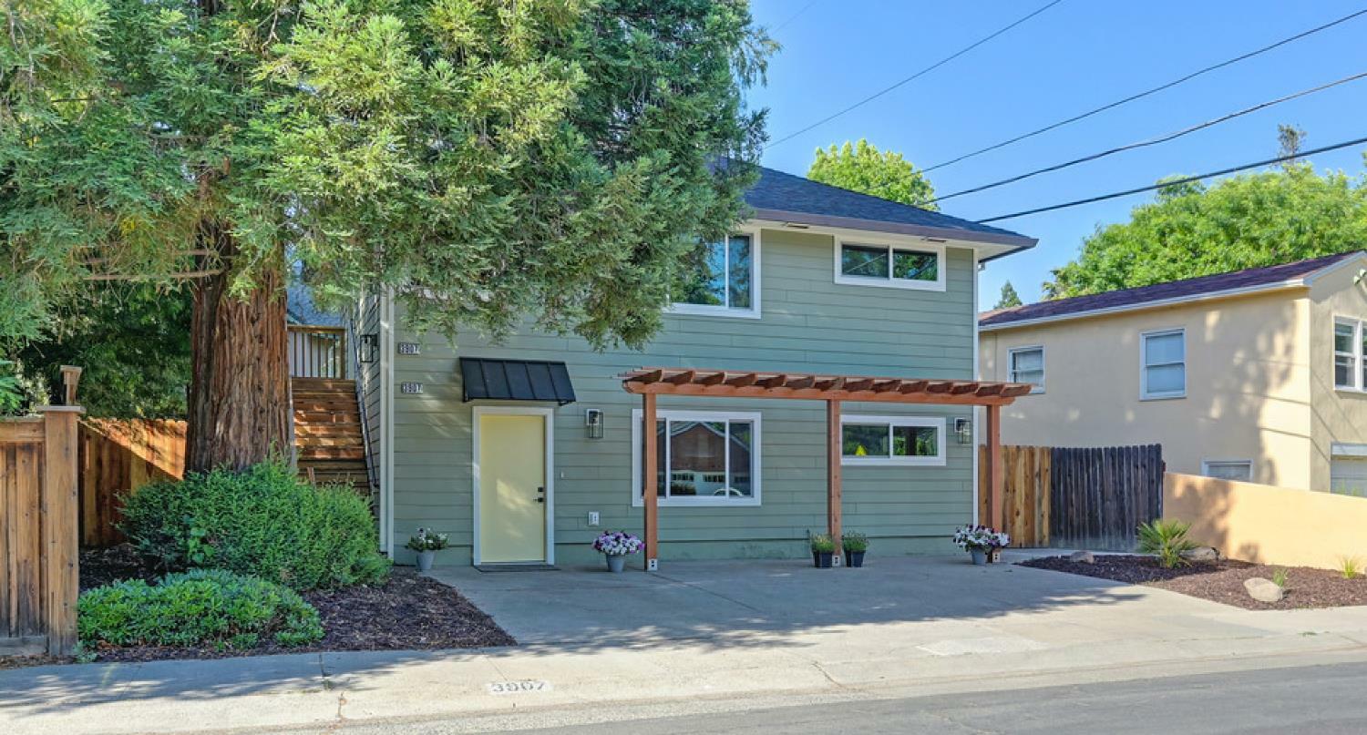 Property Photo: 3907 D Street CA 95819