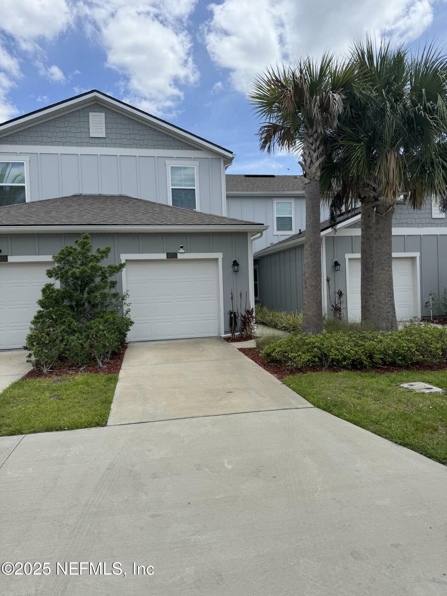 Property Photo: 4021 Haymon Avenue FL 32220