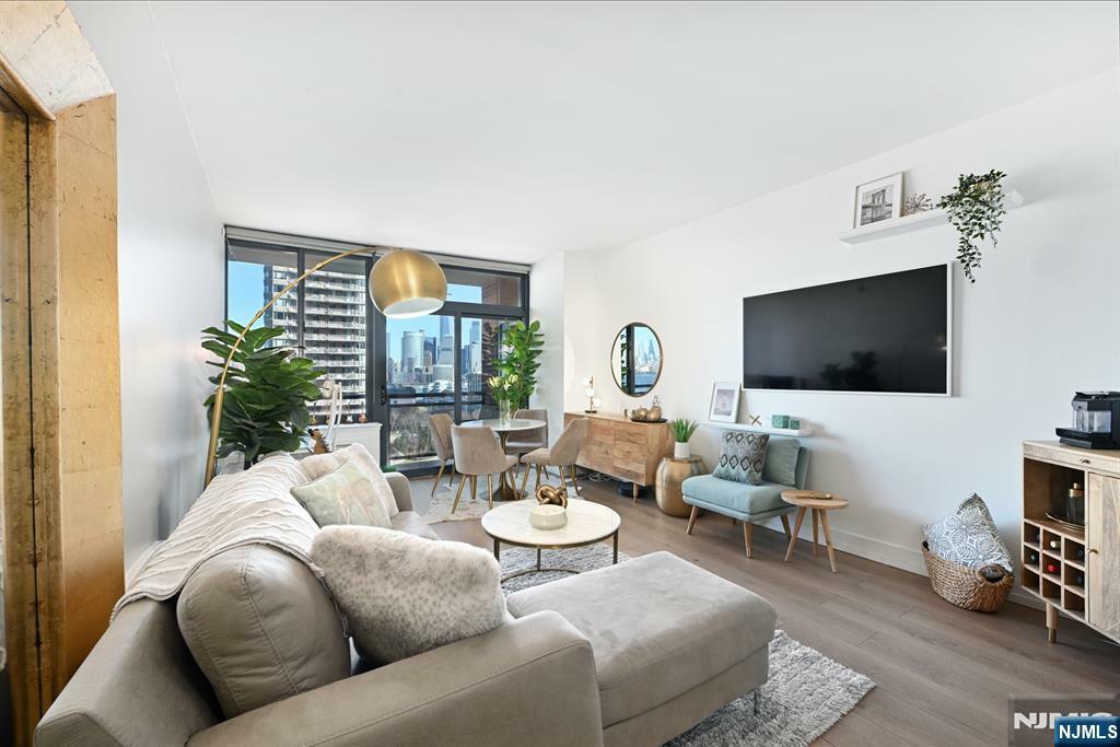 Property Photo: 389 Washington 11H NJ 07302