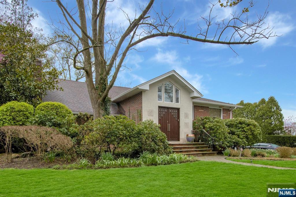 Property Photo: 278 Fountain Road NJ 07631
