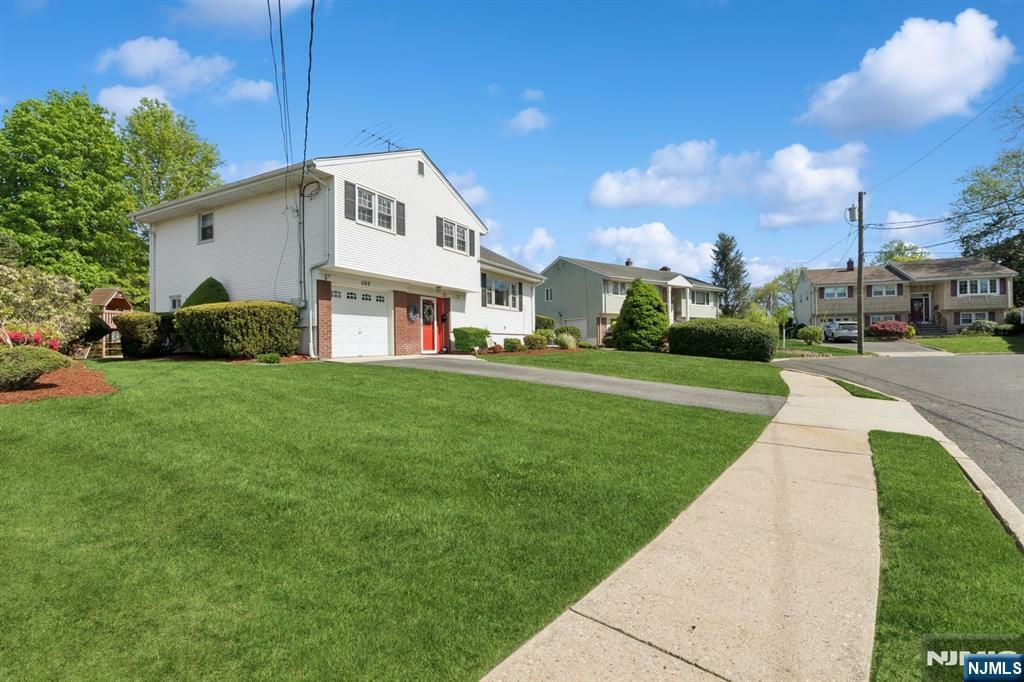 Property Photo: 409 Kehoe Court NJ 07646