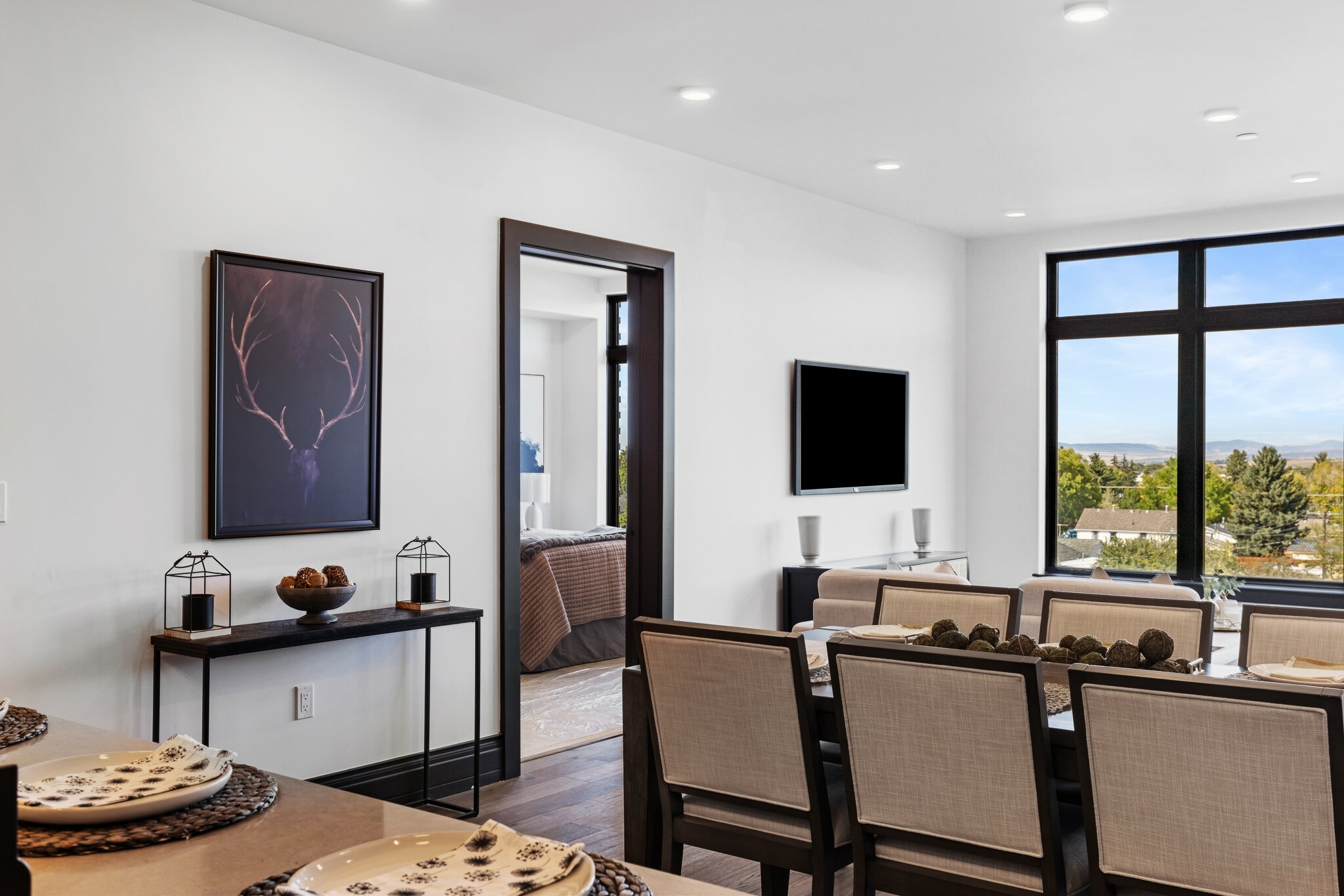 Property Photo: 315 N Tracy Avenue 205 MT 59715