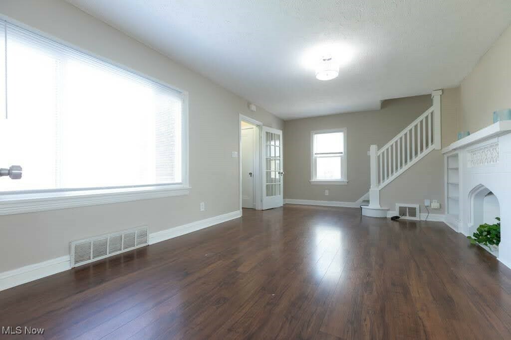Property Photo: 4298 Silsby Road OH 44118