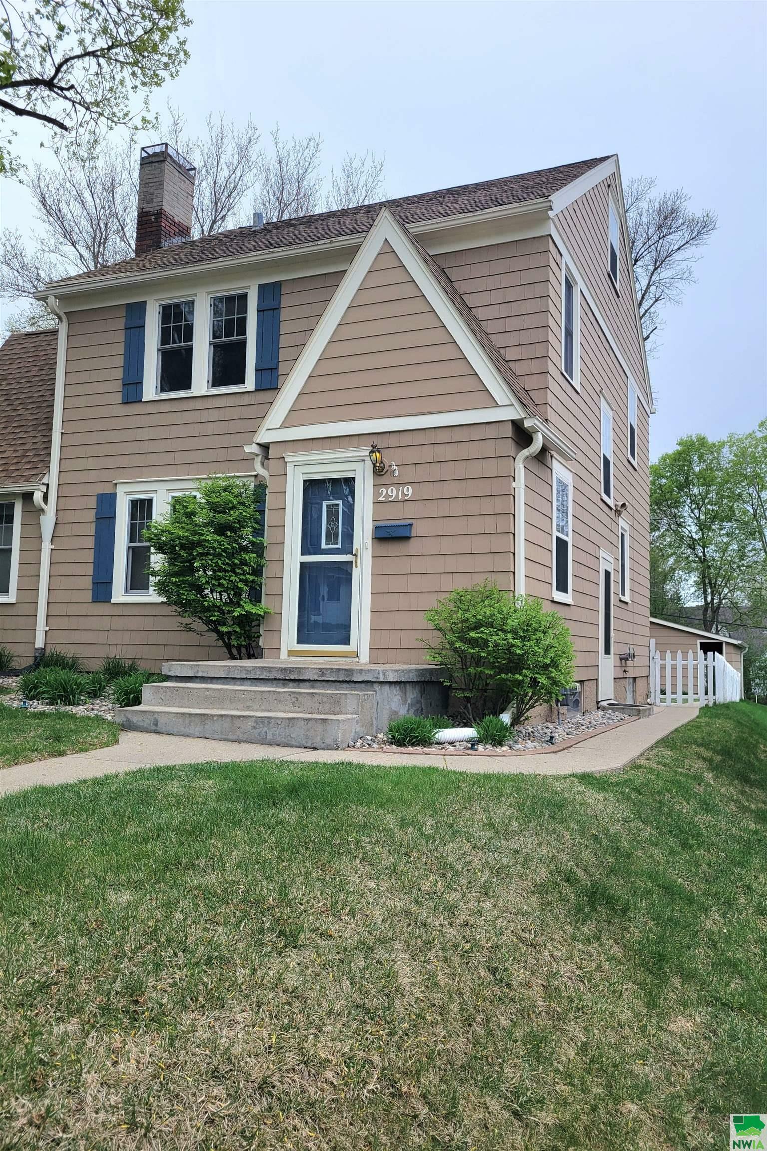 Property Photo: 2919 Pierce IA 51104