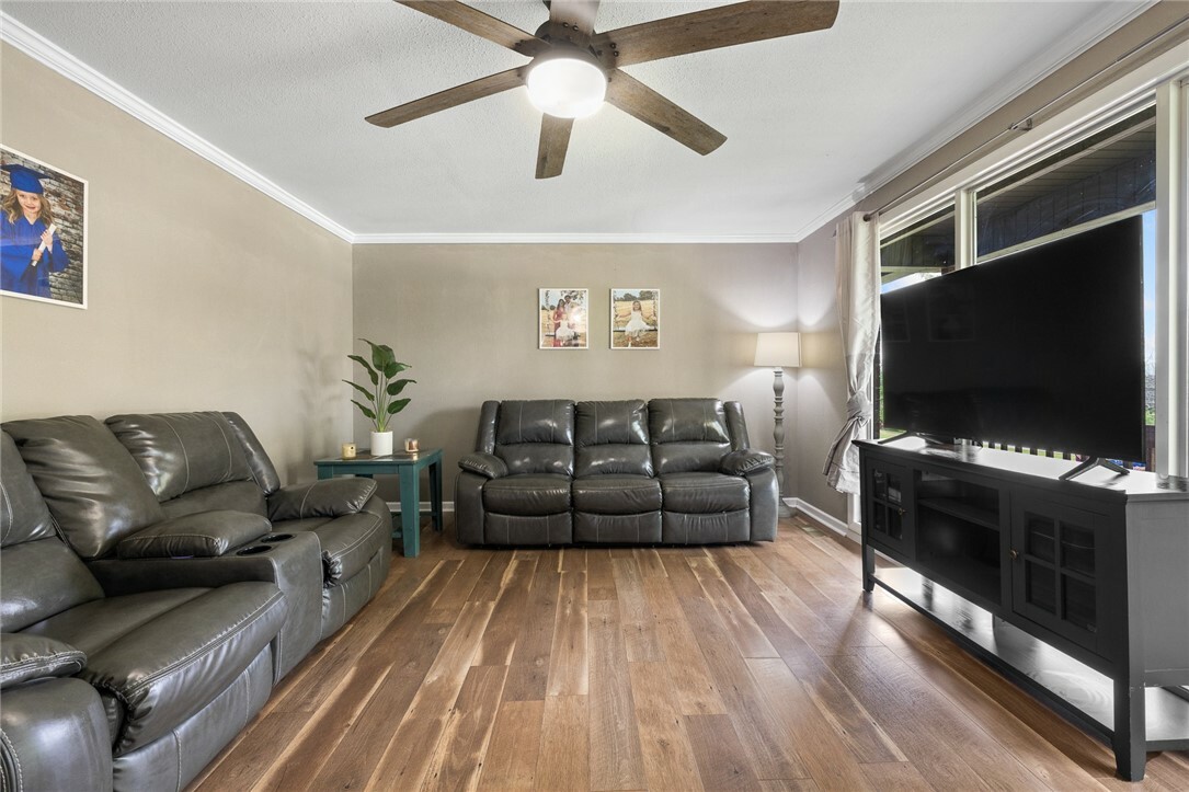 Property Photo: 112 Oak Drive AR 72601