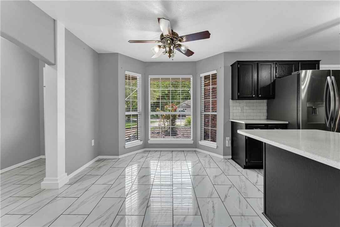 Property Photo: 711 Del Circle AR 72745