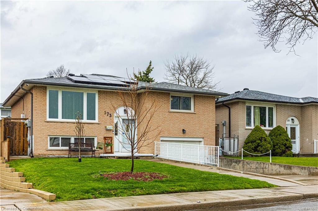 Property Photo: 173 Lawnhurst Drive E ON L8V 4R2