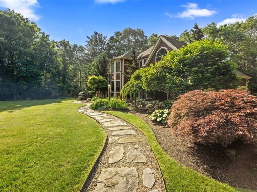 Property Photo: 2 Red Fox Run MA 02067