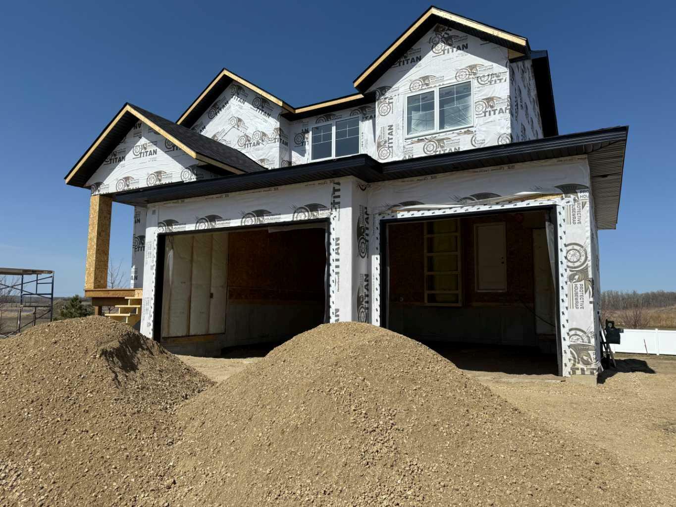 Property Photo: 22 Aura Drive AB T4N 0N3