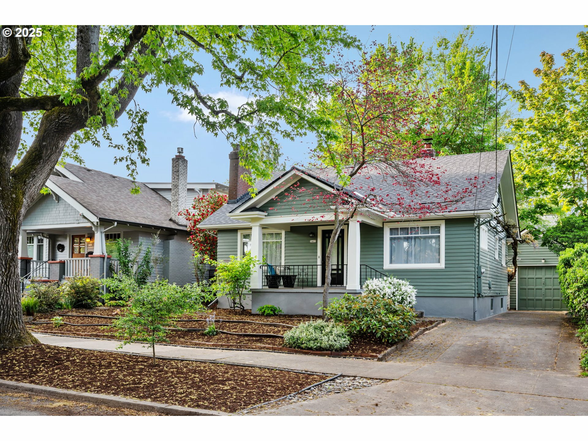 3405 NE Hancock St  Portland OR 97212 photo