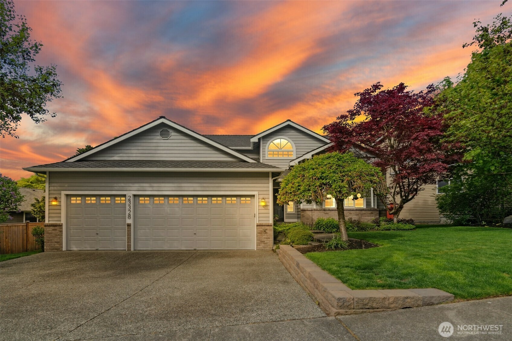 Property Photo: 23328 8th Place W WA 98021