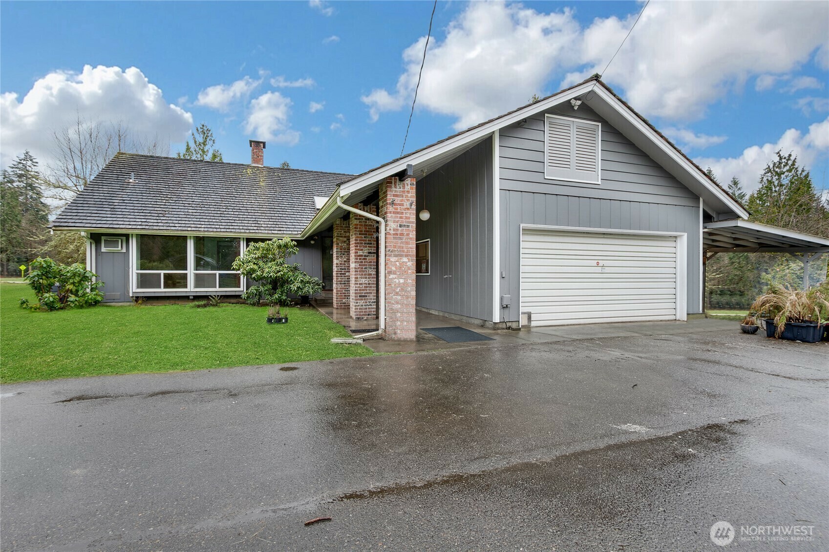 Property Photo: 5424 93rd Ave SE WA 98513