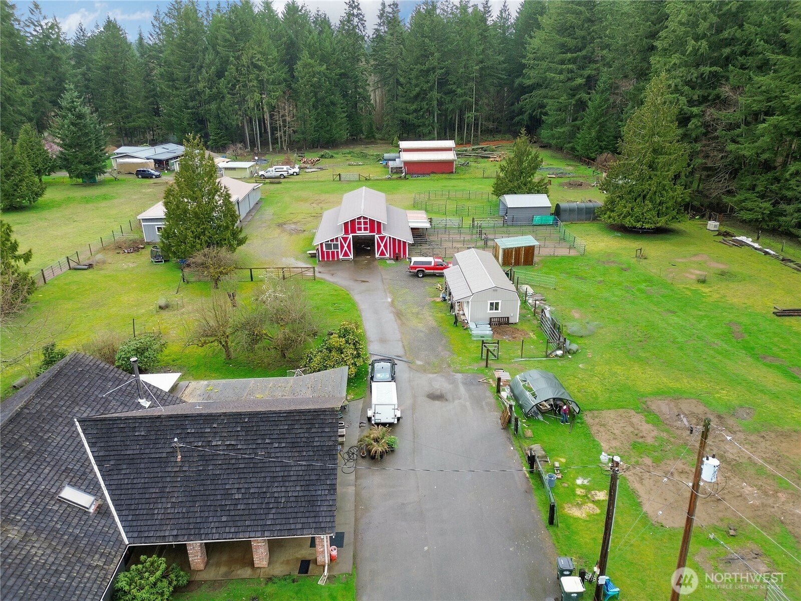 Property Photo: 5424 93rd Avenue SE WA 98513
