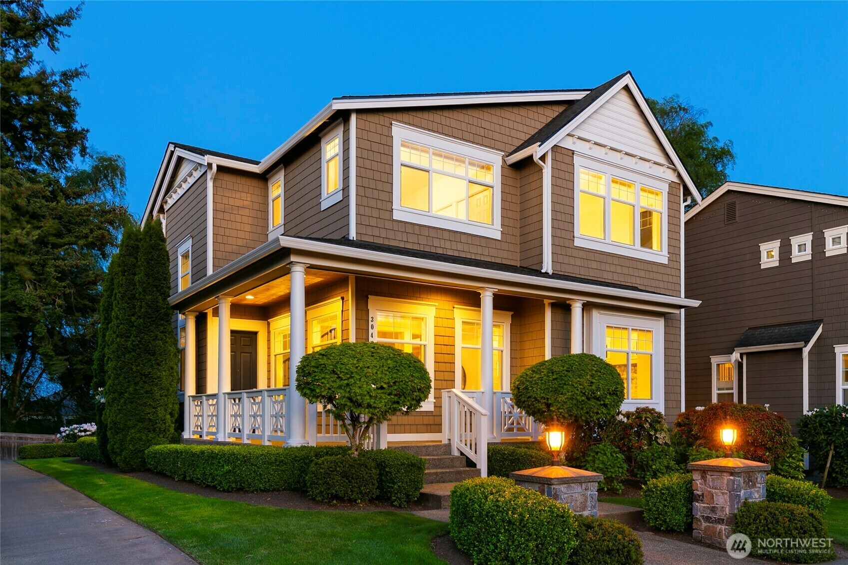 3048  39th Avenue  W  Seattle WA 98199 photo