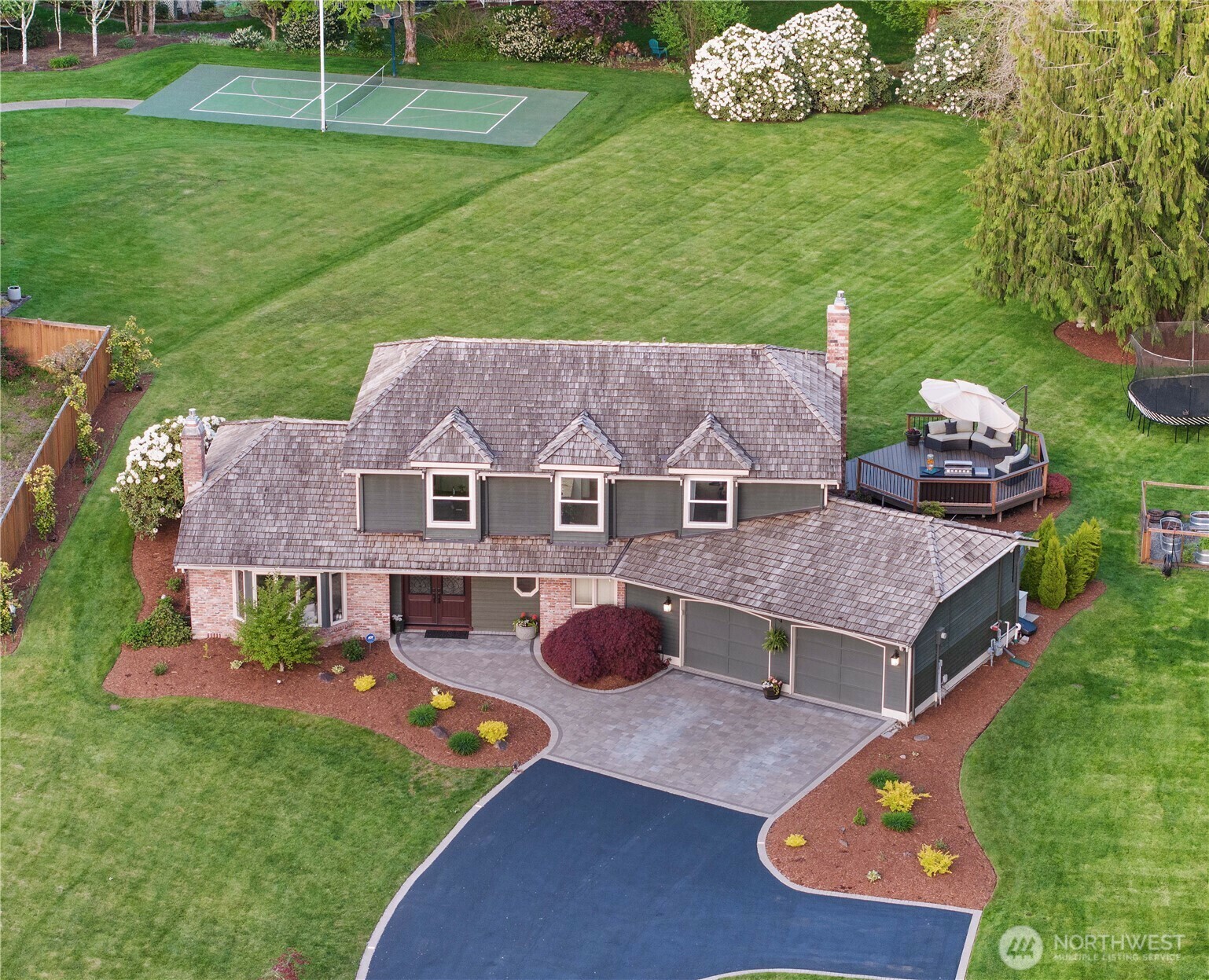 Property Photo: 14504 186th Place NE WA 98072