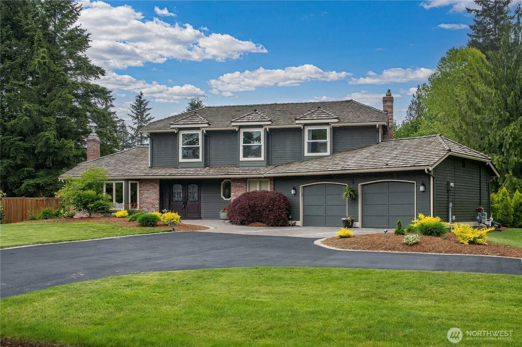 Property Photo: 14504 186th Place NE WA 98072