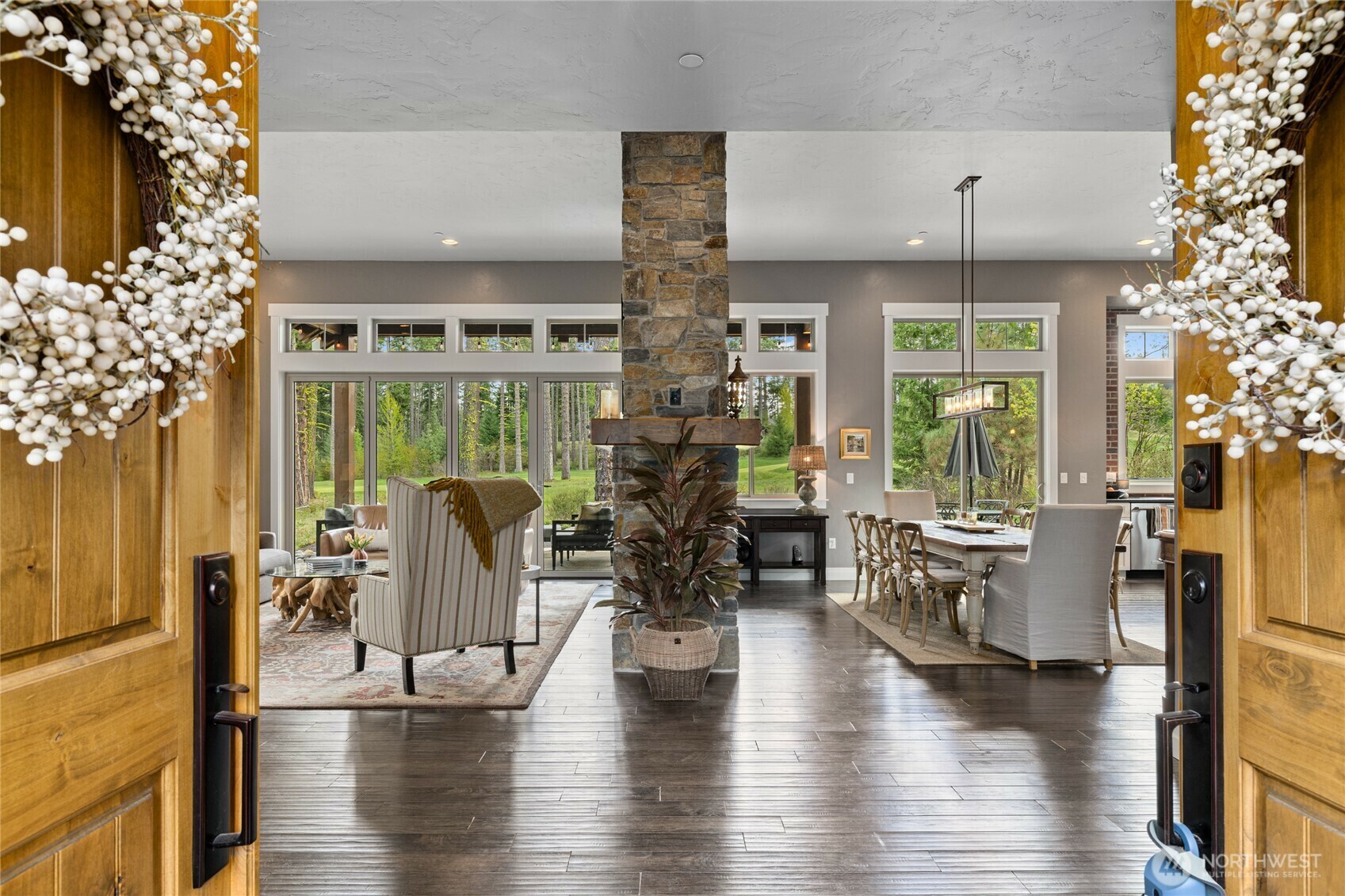 Property Photo: 330 Maple Leaf Loop WA 98922