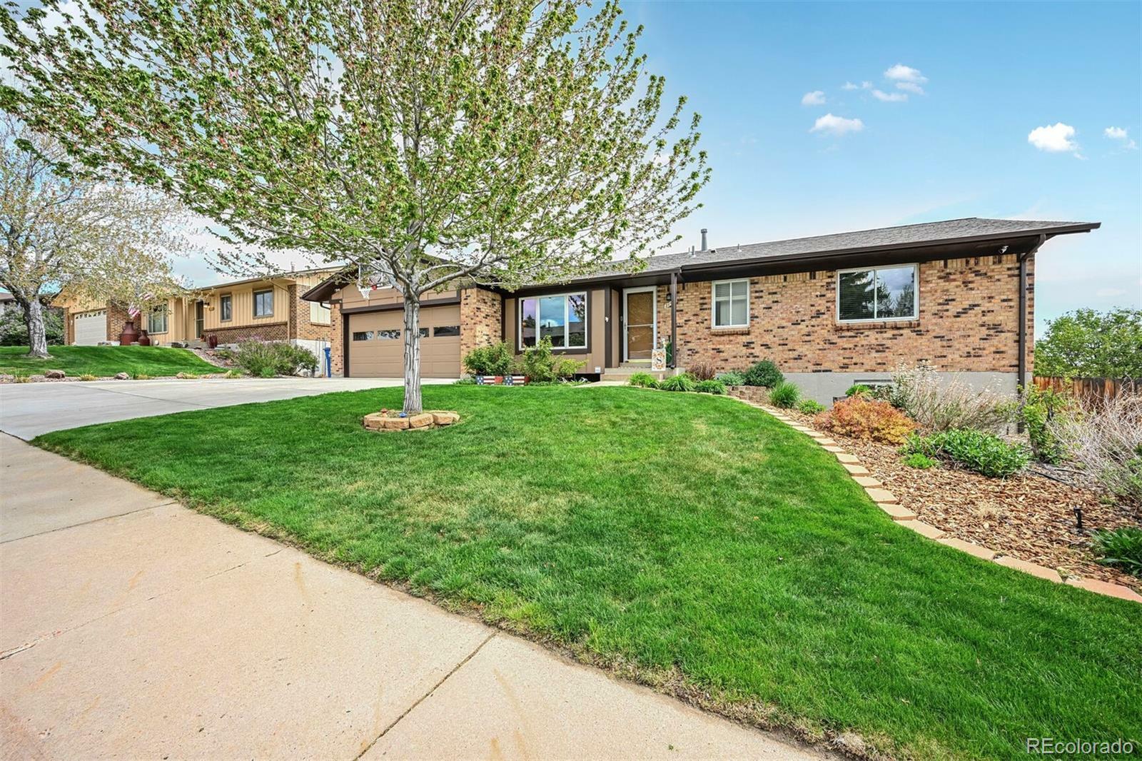 2140 S Coors Circle  Lakewood CO 80228 photo