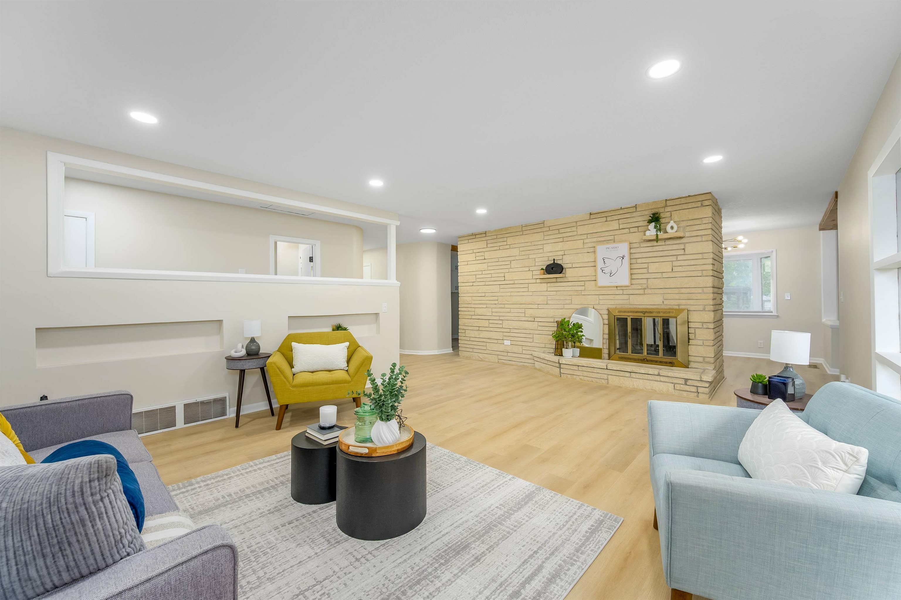 Property Photo: 2616 N Wellesley Ave KS 67220-2400