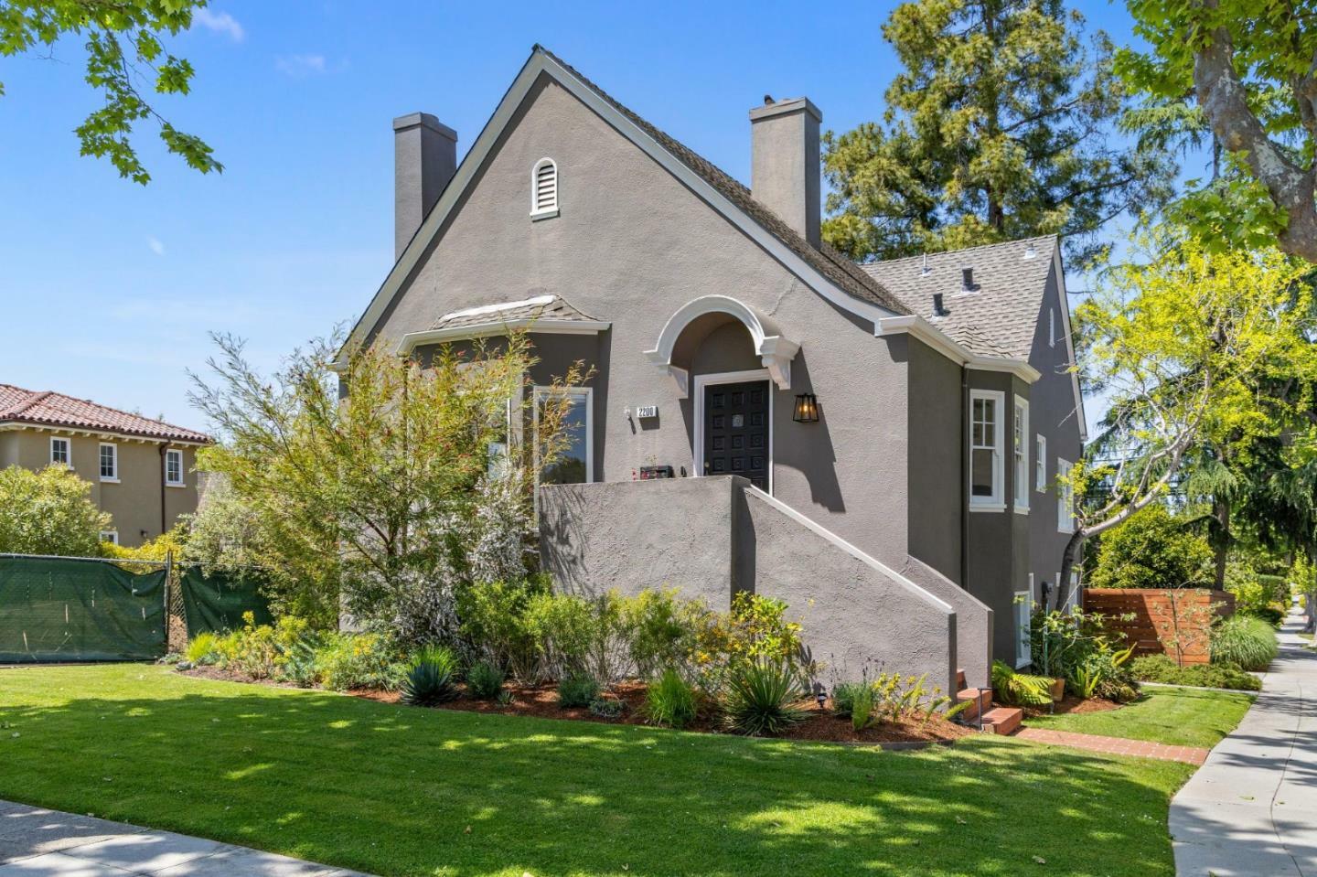 Property Photo: 2200 Hillside Drive CA 94010