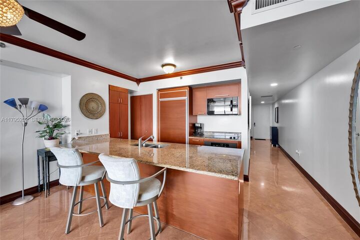 Property Photo:  1830 S Ocean Dr 4712  FL 33009 