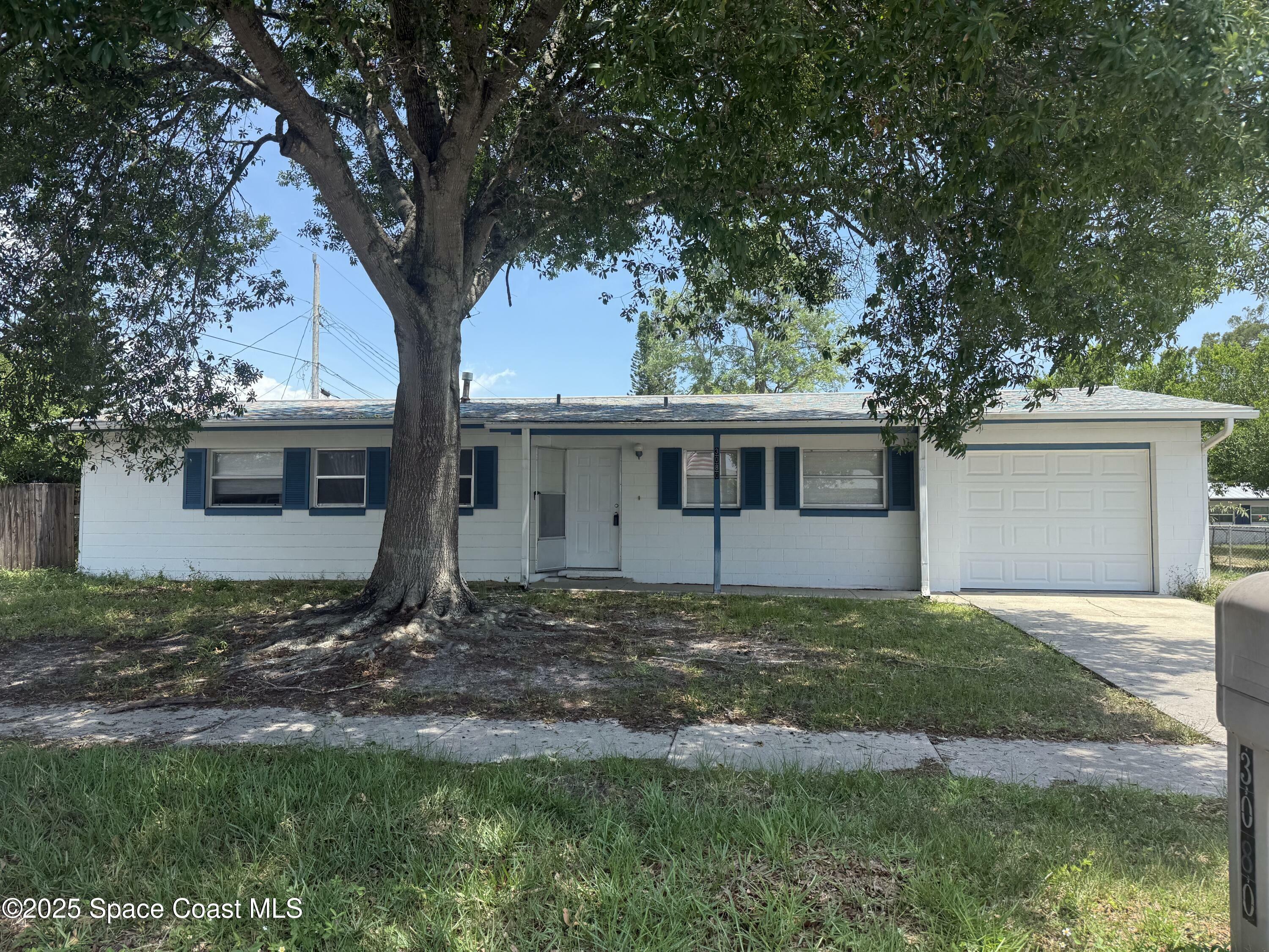 Property Photo: 3080 Rosemarie Drive FL 32796