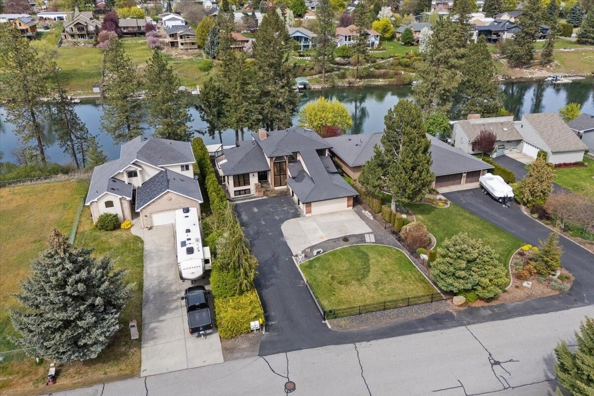 Property Photo:  8407 E South Riverway Ave  WA 99212 